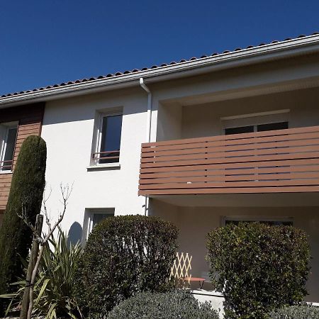 Bel Appartement En Residence Avec Parking Prive Arvert Экстерьер фото